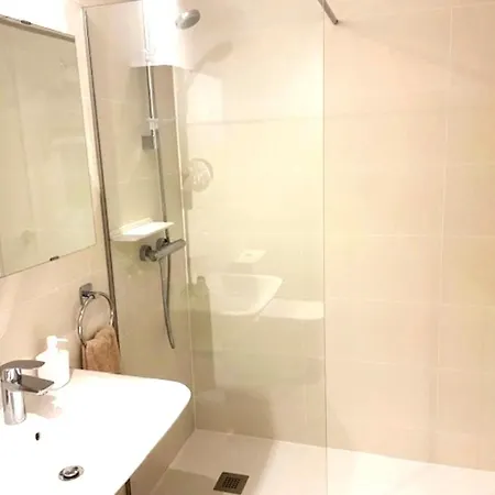 - Vivir La Vida Apartment *